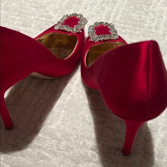 Badgley Mischka Red Satin Heels with Crystal Buckle - Picture 8 of 10